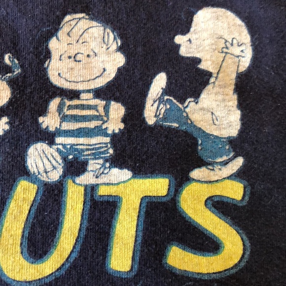 Vintage PEANUTS Size Medium 
SpellOut & characters ANVIL Cotton Official Merch - Picture 16 of 16